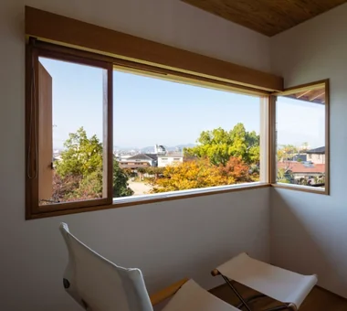 House of Wind - A Residence Where Landscape Is Part of Everyday Life｜Homes with Scenic Views｜Custom-built house｜Hobby room