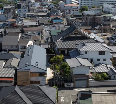願正会鶴見学園 保育園－お寺にある保育園－｜教育施設｜プロジェクト