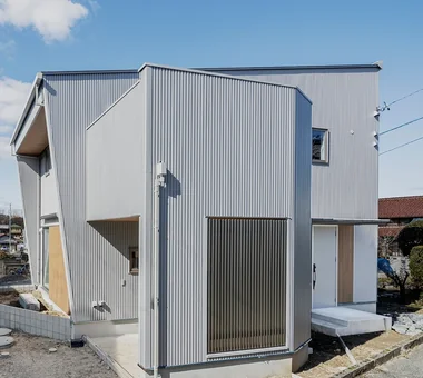 趣味も暮らしも充実、回遊動線のガレージハウス｜ガレージハウス｜ルームツアー｜注文住宅