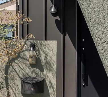 コンパクトでも豊かに暮らすガレージのある平屋｜犬と暮らす家｜ルームツアー｜注文住宅