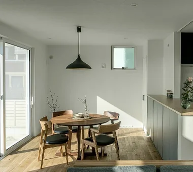 空へひらく 階段窓のある30坪WBの家｜シンプルな家｜ルームツアー｜注文住宅