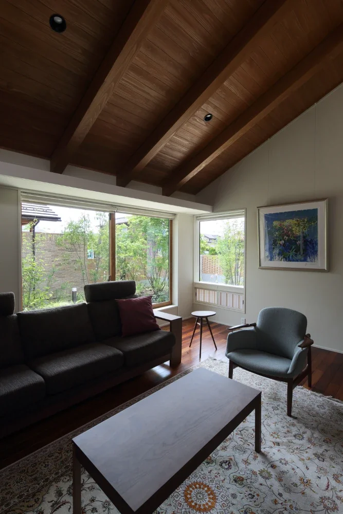 The recessed corner creates a sense of calm.