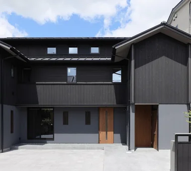 A House in Fushimi, Kyoto｜Industrial Design Residences｜Exterior｜Custom-built house
