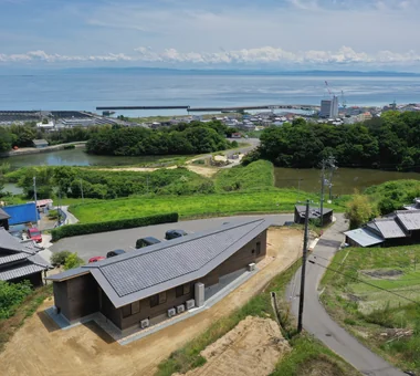 Architect:Kumi Inoue｜Design Firm:Kumi Inoue Architects｜2-6-15 Kuwazu, Higashisumiyoshi-ku, Osaka City, Osaka Prefecture｜Custom-built house