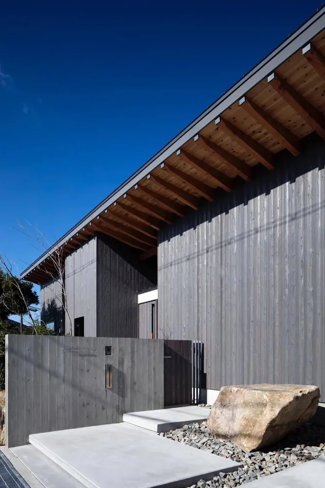 House in Tondabayashi