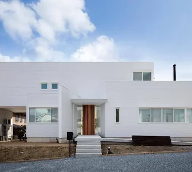 登美丘之屋｜引入自然光的住宅｜房屋参观｜定制住宅