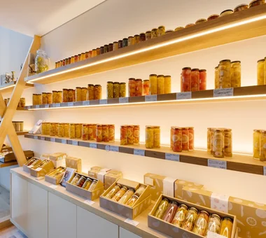 SENSHU COMMUNITY MARKET SON CAFE｜Project