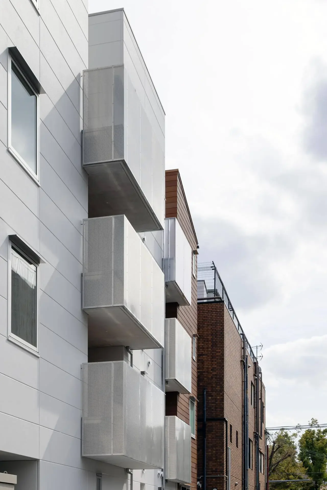 Group Home for Persons with Disabilities + Shared Senior Housing in Higashiyodogawa