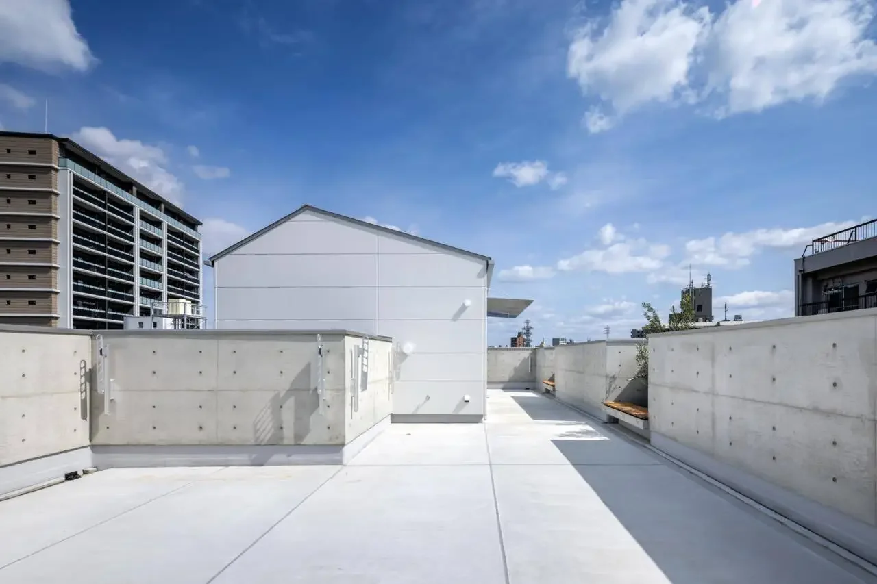 Group Home for Persons with Disabilities + Shared Senior Housing in Higashiyodogawa
