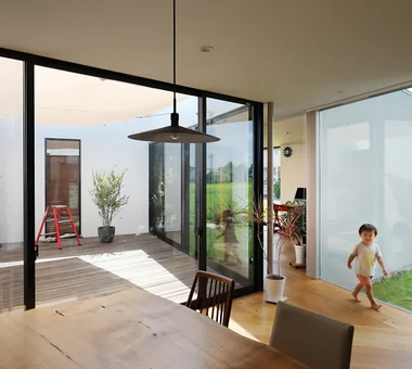 大象之家｜設有中庭的住宅｜客製化住宅｜LDK