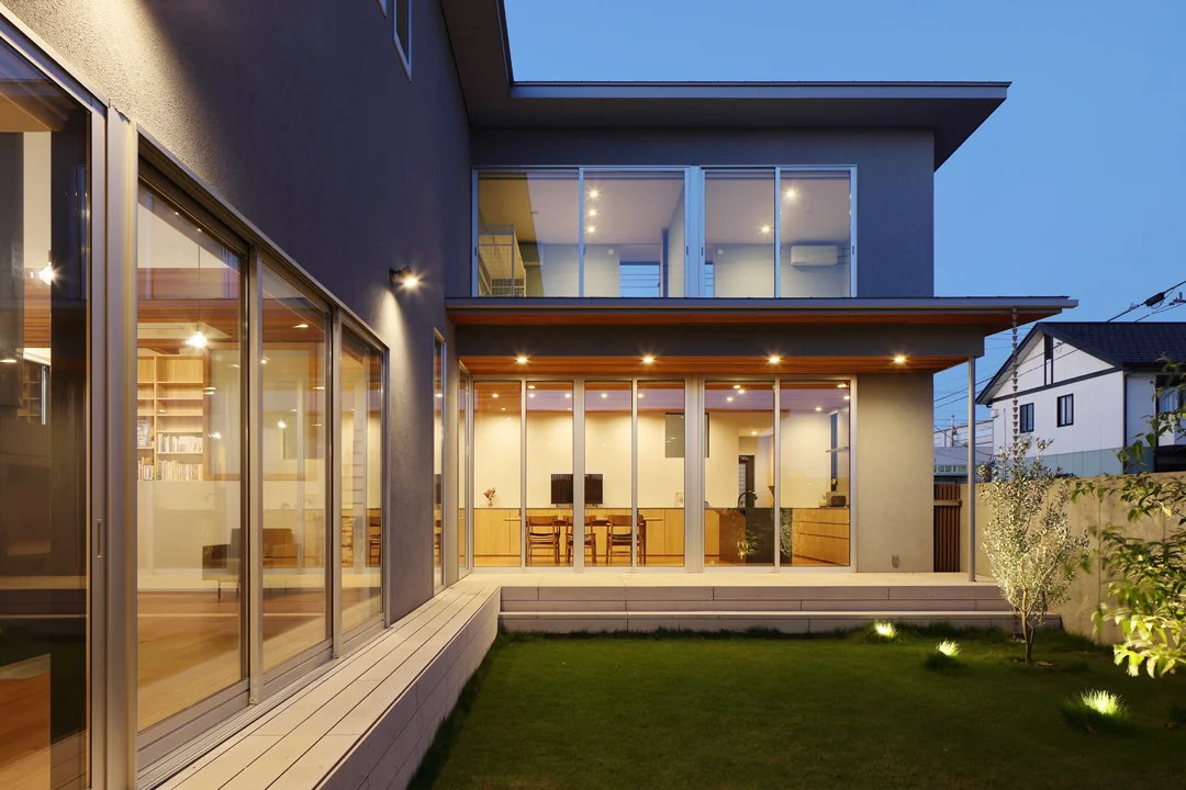 Multiple Living Spaces That Evoke a Sense of Family