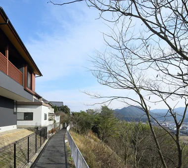 高台の景色を生かしたピアノ教室のある家｜自然素材の家｜ルームツアー｜注文住宅