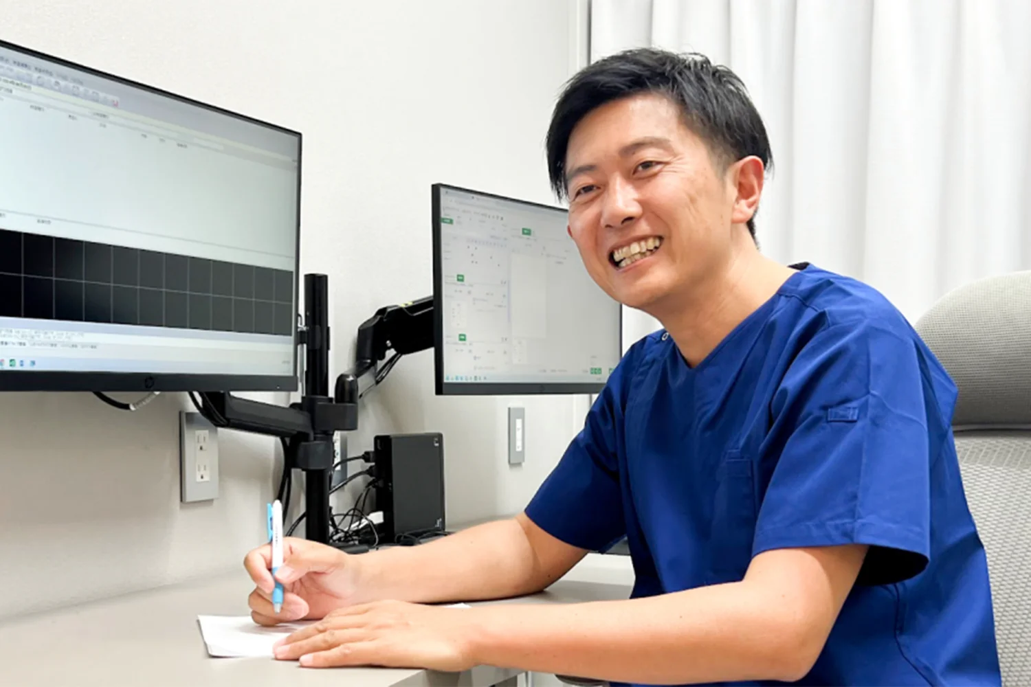 「元気な時の様子を見たい、という思いで作ったクリニックです。」と話す院長