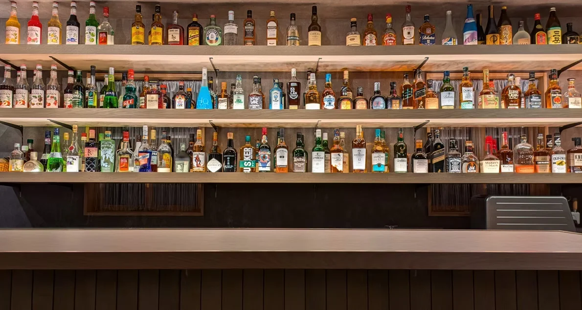 Bar 8up
