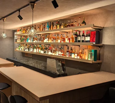 Bar 8up｜バー・居酒屋｜プロジェクト