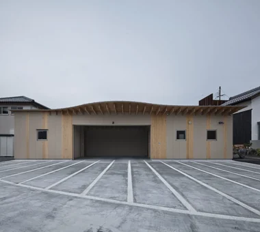 曲げ庇の離れ｜壁面本棚のある家｜注文住宅｜外観