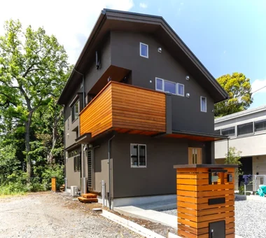 雑木林を借景にする太陽熱利用の木の家＆エコハウス｜自然と暮らす家｜ルームツアー｜注文住宅