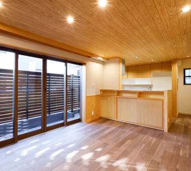 全開口のサッシで開放的に暮らす和モダンな木の家｜木の家｜注文住宅｜LDK