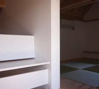 M hut｜Homes Featuring Wood-Burning Stoves｜Japanese-style room｜Custom-built house