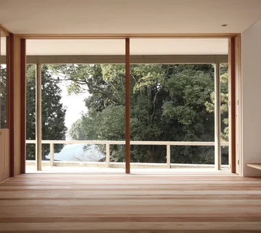 Mikuri House｜帶框景窗（Picture Window）的住宅｜客廳｜客製化住宅