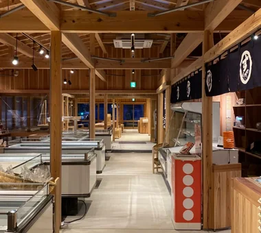 Suzuki Fisheries Main Store｜Institutional & Commercial Architecture