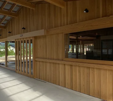 Suzuki Fisheries Main Store｜Institutional & Commercial Architecture