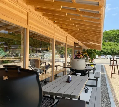 Suzuki Fisheries Main Store｜Institutional & Commercial Architecture