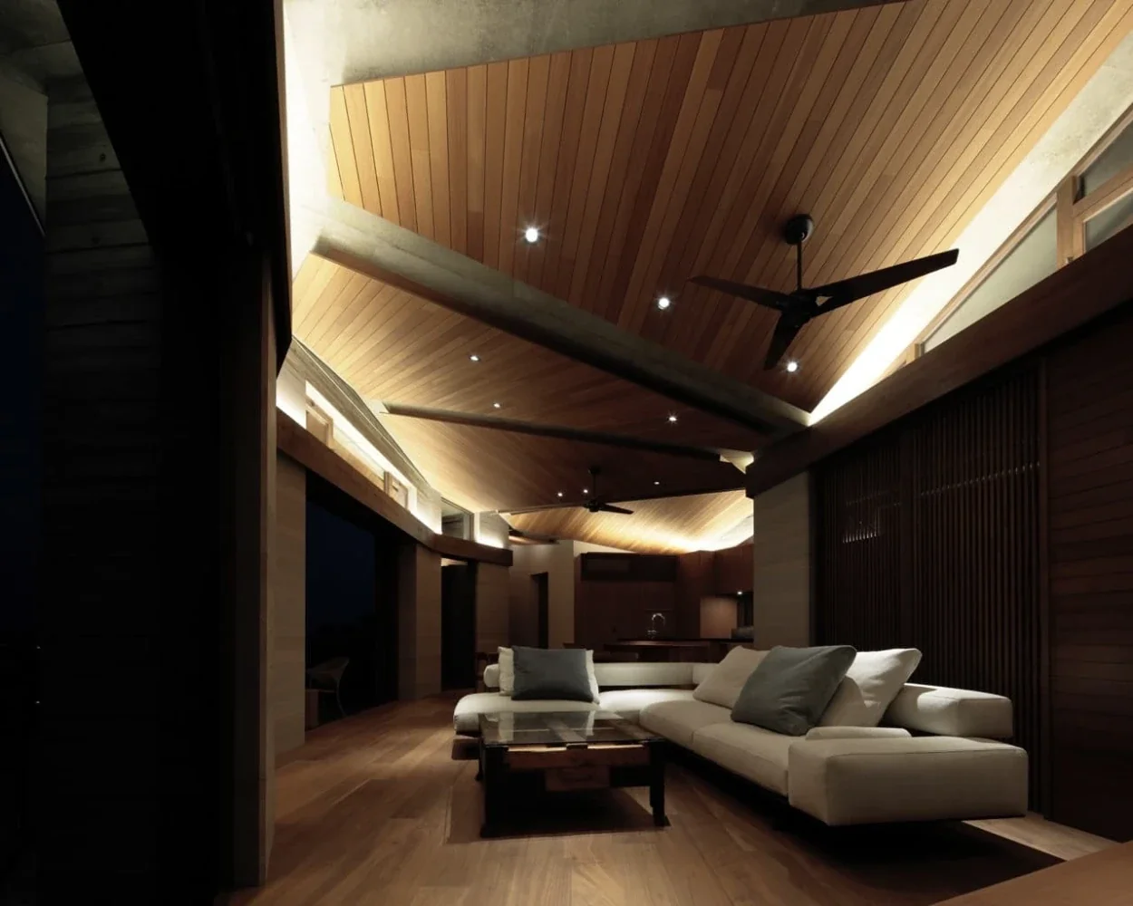 VILLA MKZ