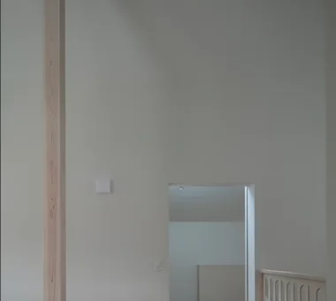 KMK｜帶連續帶狀窗的住宅｜房屋導覽｜客製化住宅