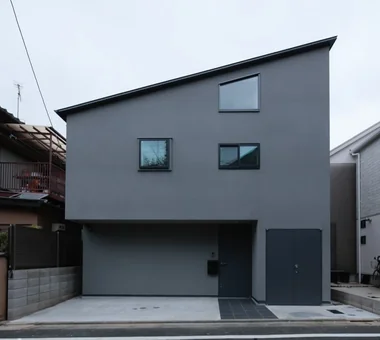 灰色峽谷｜帶弧形/曲面牆的住宅｜房屋導覽｜客製化住宅
