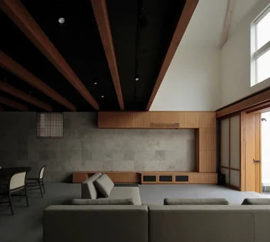 KMK｜帶連續帶狀窗的住宅｜房屋導覽｜客製化住宅