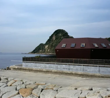 海滨贝壳住宅｜带防腐木平台（Wood Deck）的住宅｜房屋参观｜定制住宅