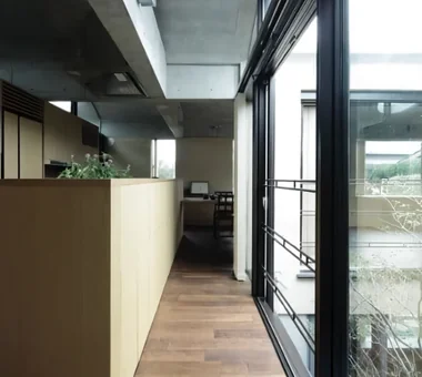 三次｜帶傳統/正式庭園的住宅｜房屋導覽｜客製化住宅