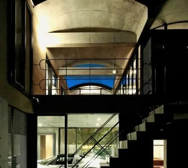 三次｜帶傳統/正式庭園的住宅｜房屋導覽｜客製化住宅