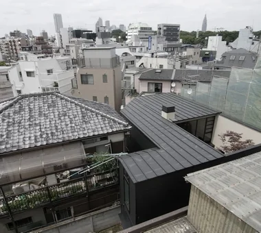 黑箱-涩谷H｜巧妙引入光线的住宅｜房屋参观｜定制住宅