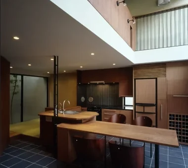 黑箱-涩谷H｜巧妙引入光线的住宅｜房屋参观｜定制住宅