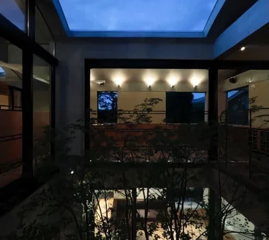 三次｜帶傳統/正式庭園的住宅｜房屋導覽｜客製化住宅