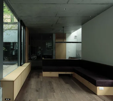 三次｜帶傳統/正式庭園的住宅｜房屋導覽｜客製化住宅