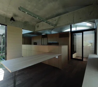 三次｜帶傳統/正式庭園的住宅｜房屋導覽｜客製化住宅