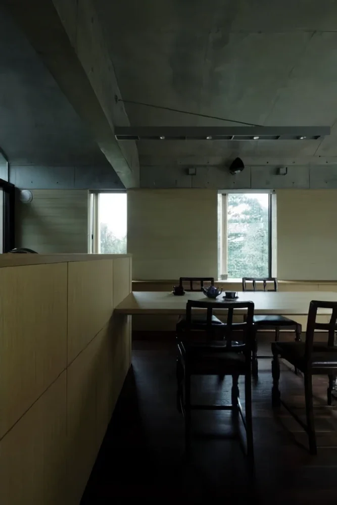 三次
