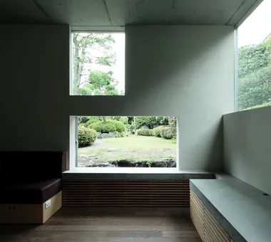 三次｜帶傳統/正式庭園的住宅｜房屋導覽｜客製化住宅