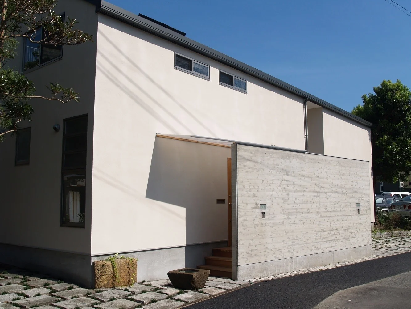 House on the North Side of Chigasaki East Coast