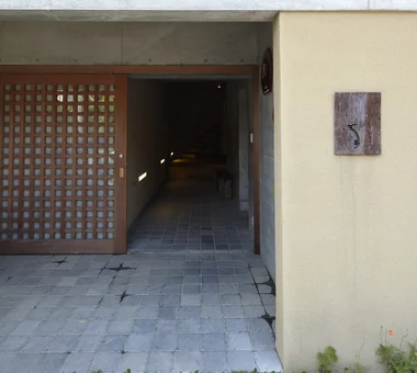 北鎌倉の家｜茶室のある家｜注文住宅｜玄関
