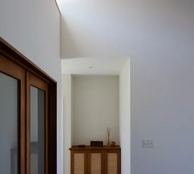 岩井海濱別墅｜眺望絕佳的住宅｜客製化住宅｜玄關
