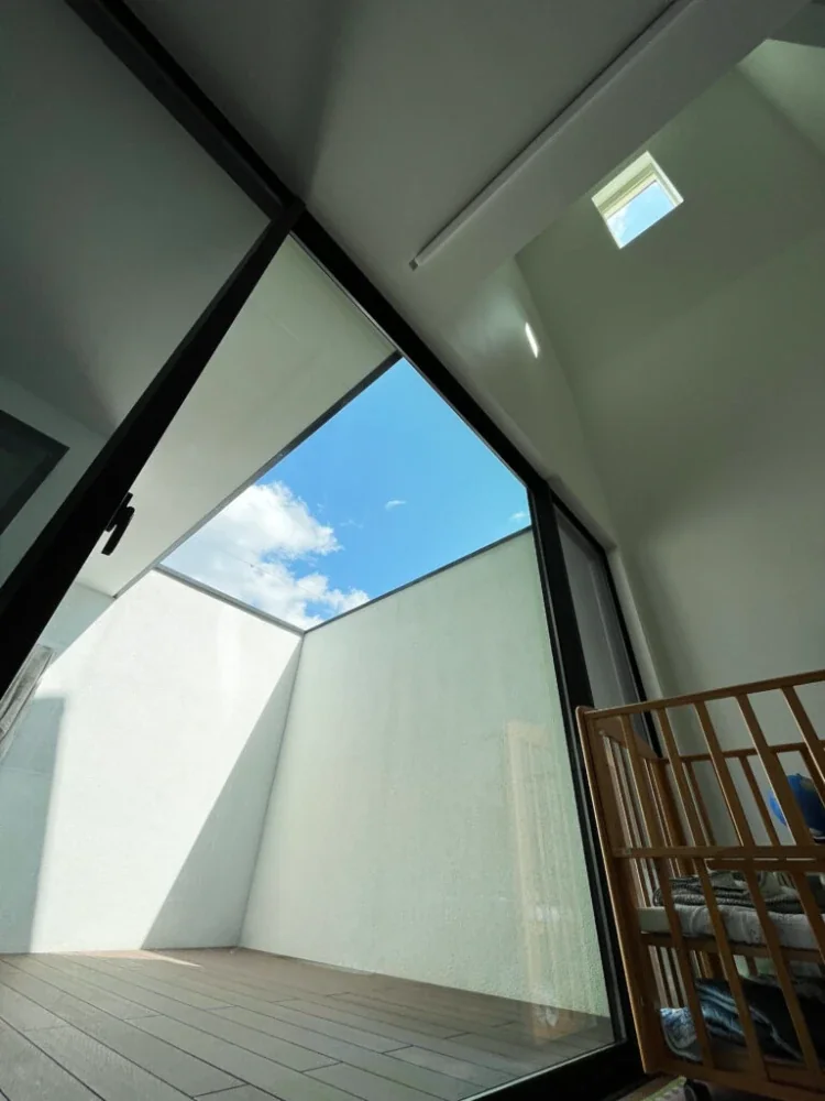 house YK -滲みの吹抜-