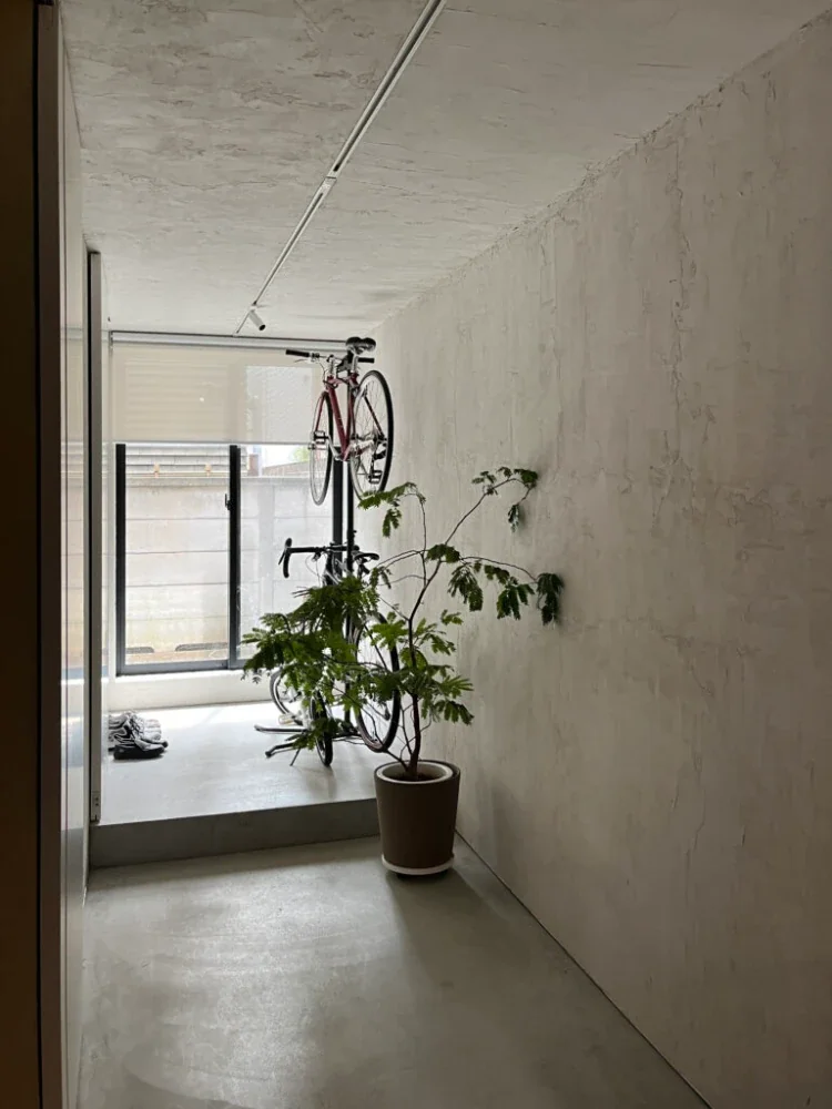 house YK -滲みの吹抜-