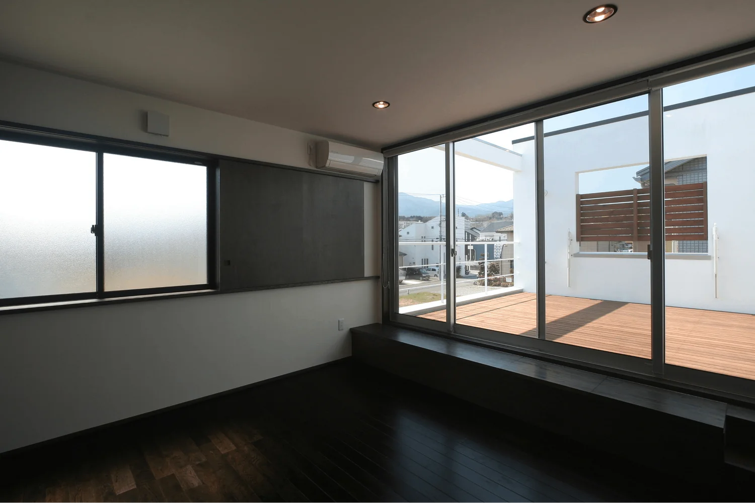 Tenkosha First-Class Architects Office