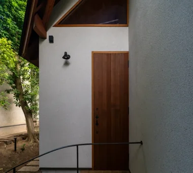 庭先の小さな部屋｜開放感のある家｜ルームツアー｜注文住宅