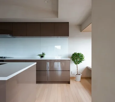 傾斜地と眺望を活かした焼杉の家｜ヌックのある家｜ルームツアー｜注文住宅