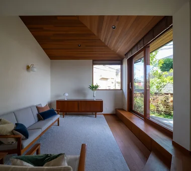 自然素材でつくる家｜北欧デザインのある暮らし｜木製サッシのある家｜ルームツアー｜注文住宅